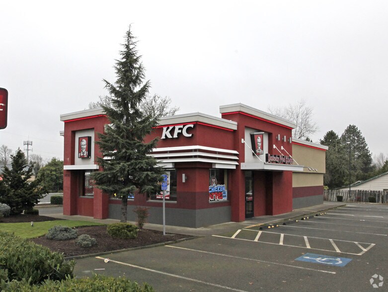 18735 SW Tualatin Valley Hwy, Aloha, OR for lease - Primary Photo - Image 1 of 3