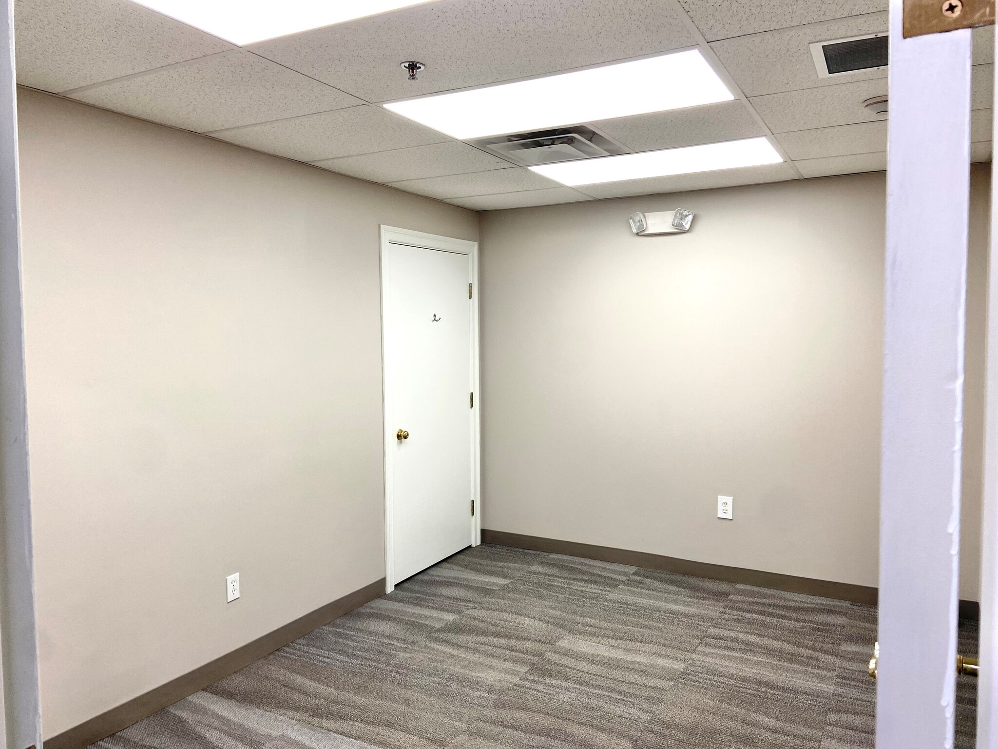77 Main St, Andover, MA for lease Interior Photo- Image 1 of 4