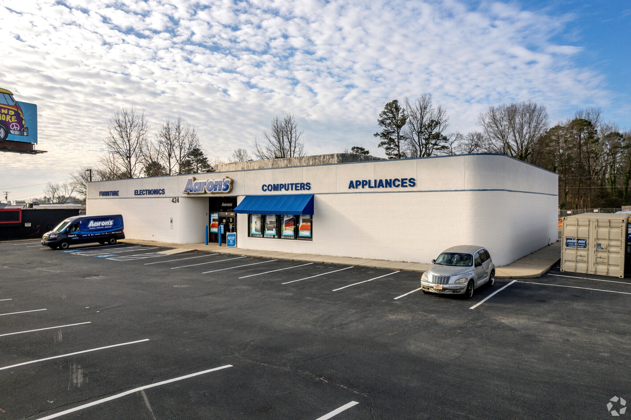 6424 E Independence Blvd, Charlotte, NC for lease Primary Photo- Image 1 of 12