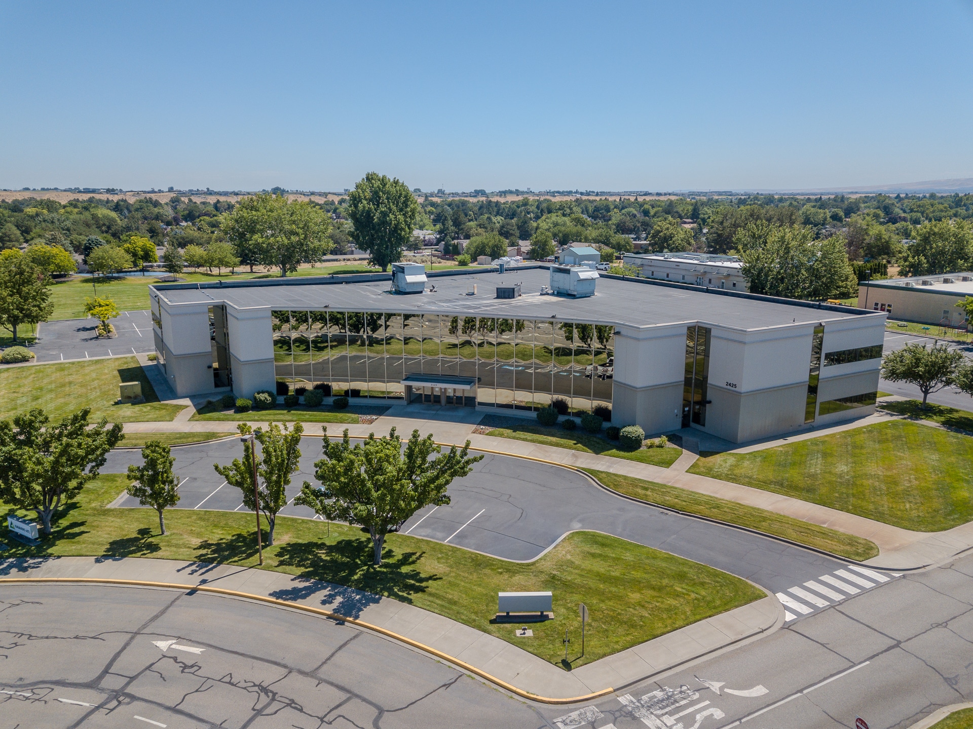 2425 Stevens Center Pl, Richland, WA for lease Primary Photo- Image 1 of 34