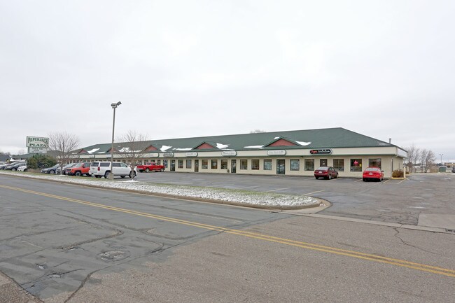 More details for 228 Paperjack Dr, New Richmond, WI - Retail for Lease