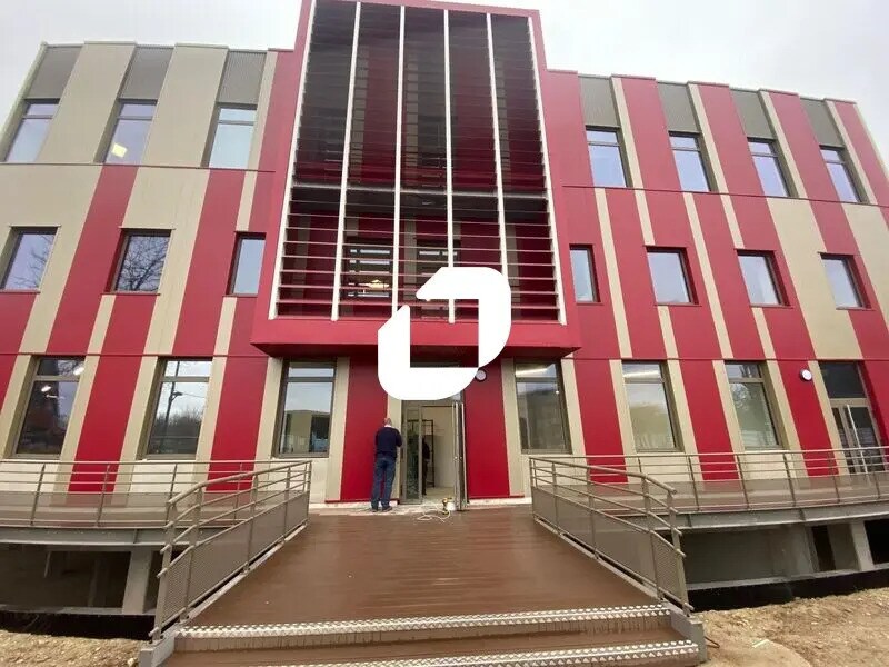 Flex dans Gennevilliers à louer Photo du bâtiment- Image 1 de 20