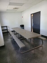 7321 Trade Ct, Sarasota, FL for lease Interior Photo- Image 2 of 10