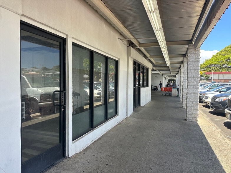 850 Kamehameha Hwy, Pearl City, HI for lease - Building Photo - Image 3 of 4