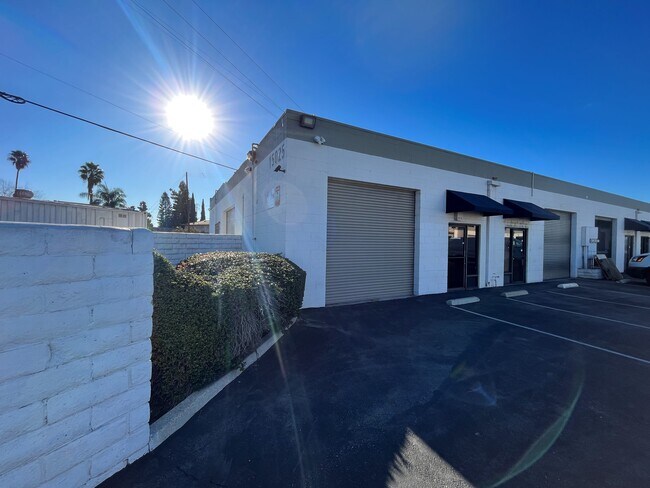 Plus de détails pour 15025 Badillo St, Baldwin Park, CA - Industriel à louer