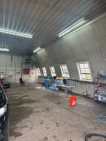 434 E Oshkosh St, Ripon, WI à vendre - Photo intérieure - Image 2 de 9