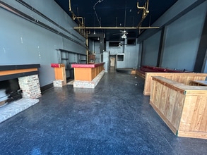 187 Central Ave, Coos Bay, OR for lease Interior Photo- Image 2 of 13