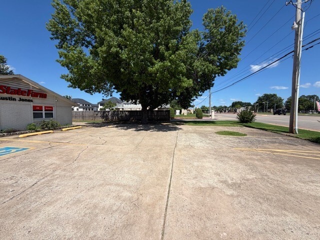 5401 E 71st St, Tulsa, OK à louer - Photo du bâtiment - Image 2 de 12