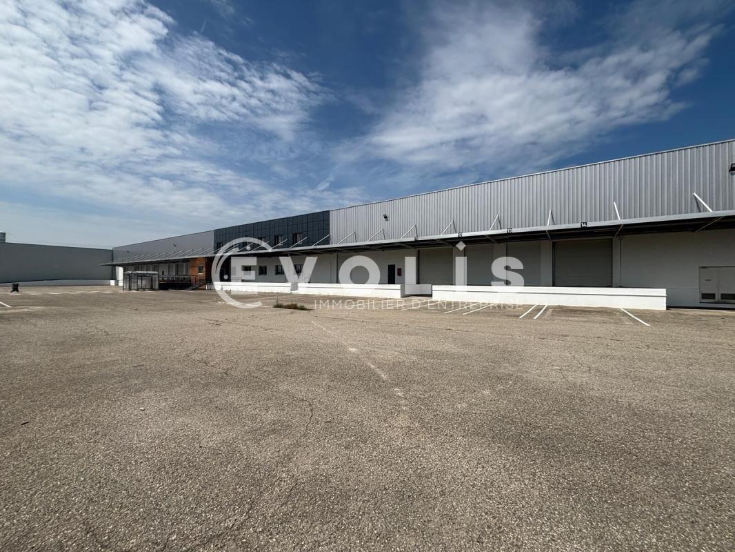 19 Avenue De Montmartin, Corbas for lease Building Photo- Image 1 of 19