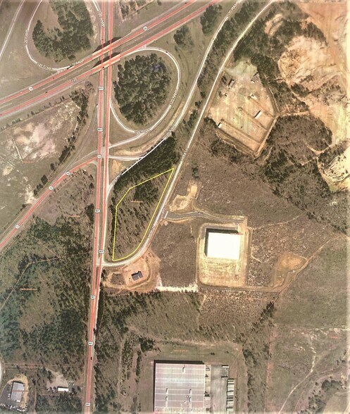 628 Highway 601, Lugoff, SC à vendre - Photo du bâtiment - Image 3 de 18