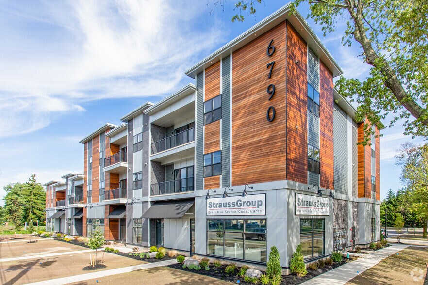 6770-6790 Main St, Williamsville, NY à louer - Photo principale - Image 2 de 19