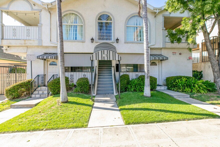 335-337 E Providencia Ave, Burbank, CA à vendre - Photo du bâtiment - Image 3 de 26