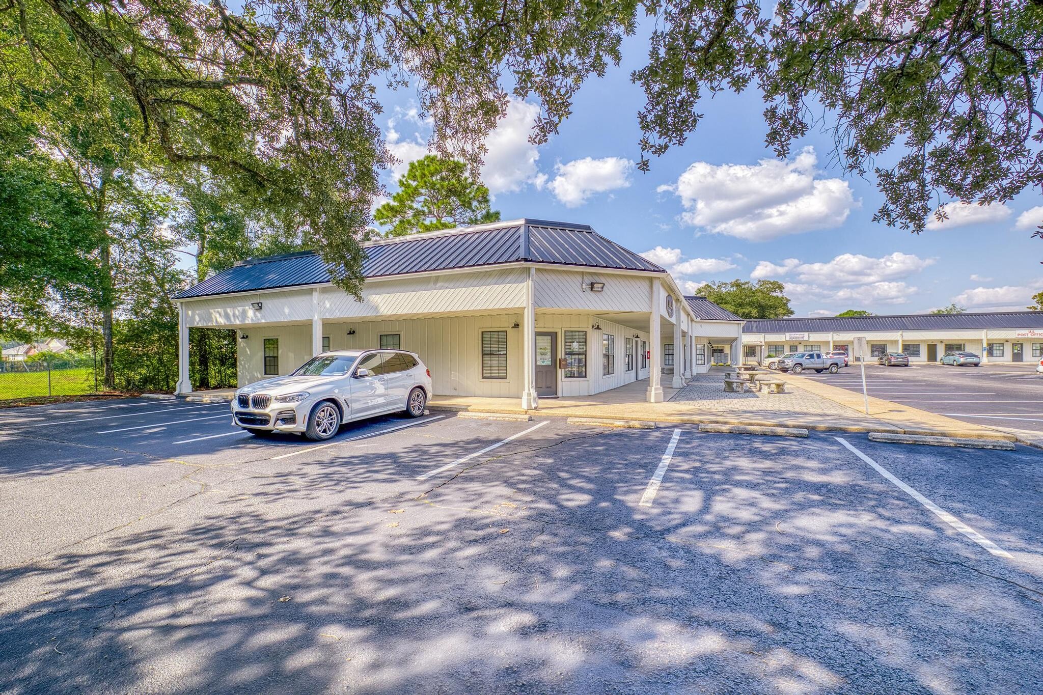 2400 W Michigan Ave, Pensacola, FL for lease Building Photo- Image 1 of 5