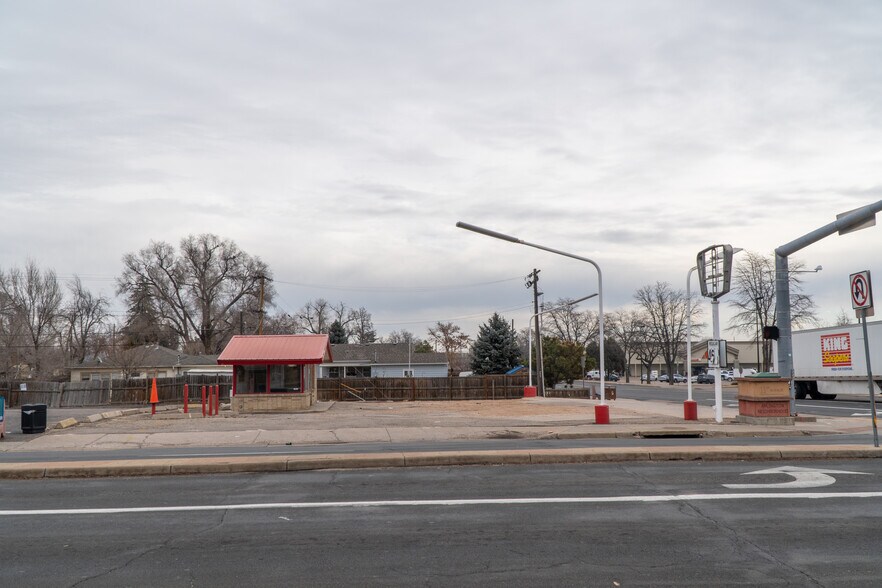 2544 11th Ave, Greeley, CO à vendre - Photo principale - Image 1 de 8