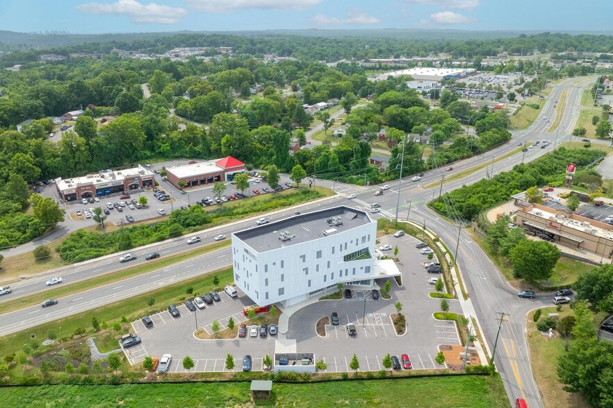 Greater Nashville Medical Office portfolio of 2 properties for sale on LoopNet.ca - Aerial - Image 2 of 8