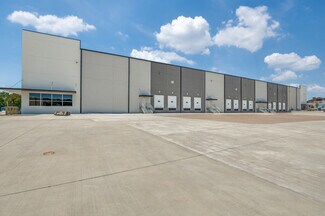 More details for 111 E Lampasas St, Ennis, TX - Industrial for Lease