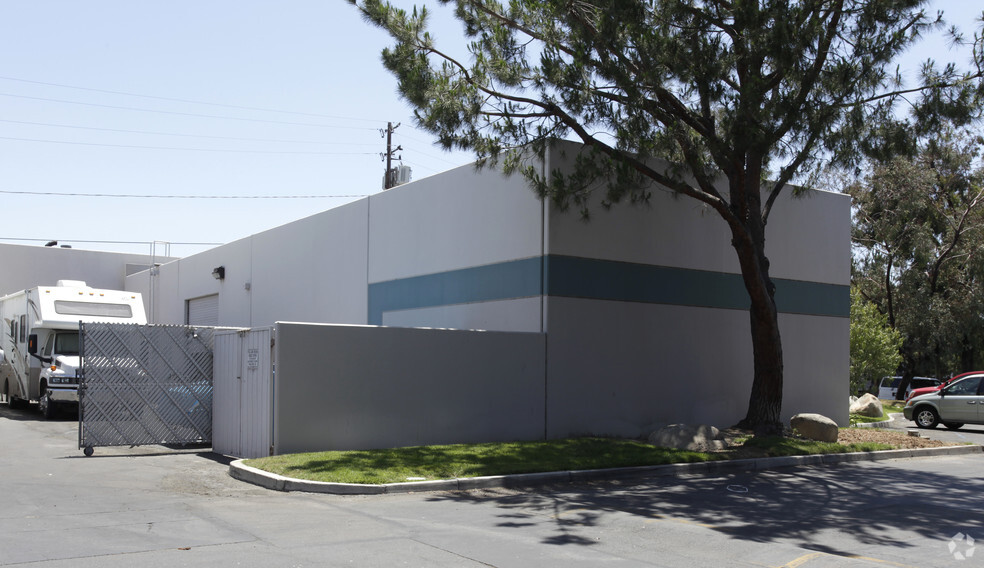 3530 Enterprise Dr, Anaheim, CA for lease - Building Photo - Image 3 of 3