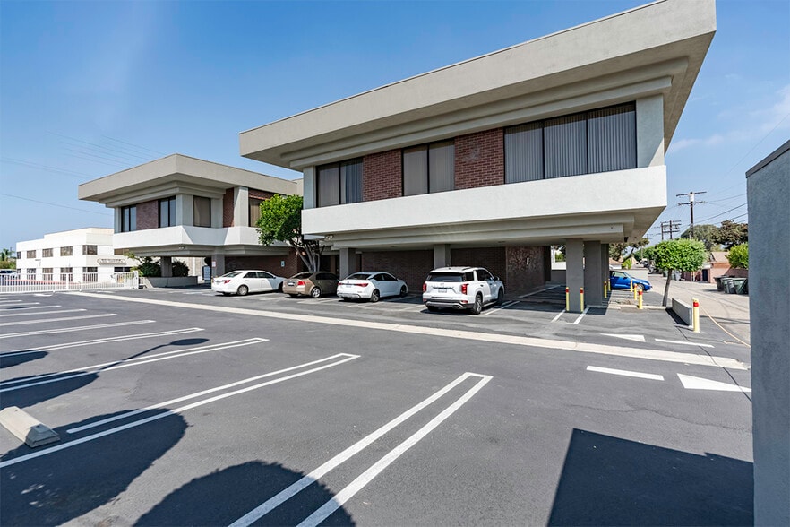 1500 Crenshaw Blvd, Torrance, CA for lease - Building Photo - Image 1 of 34