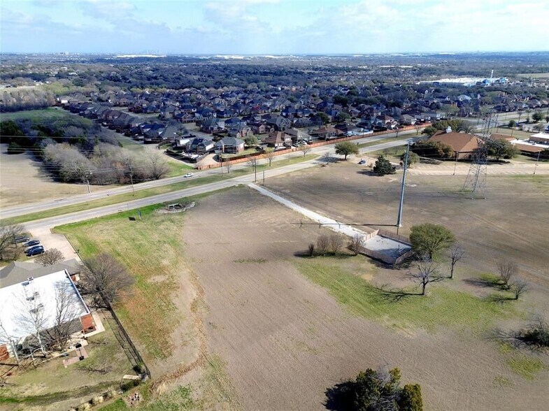 1226 W Belt Line Rd, DeSoto, TX à vendre - Aérien - Image 2 de 10