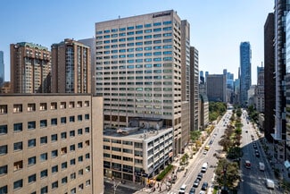 Plus de détails pour 439 University Ave, Toronto, ON - Bureau à louer