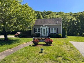Plus de détails pour 98 Spencer Plain Rd, Old Saybrook, CT - Bureau/Médical à louer
