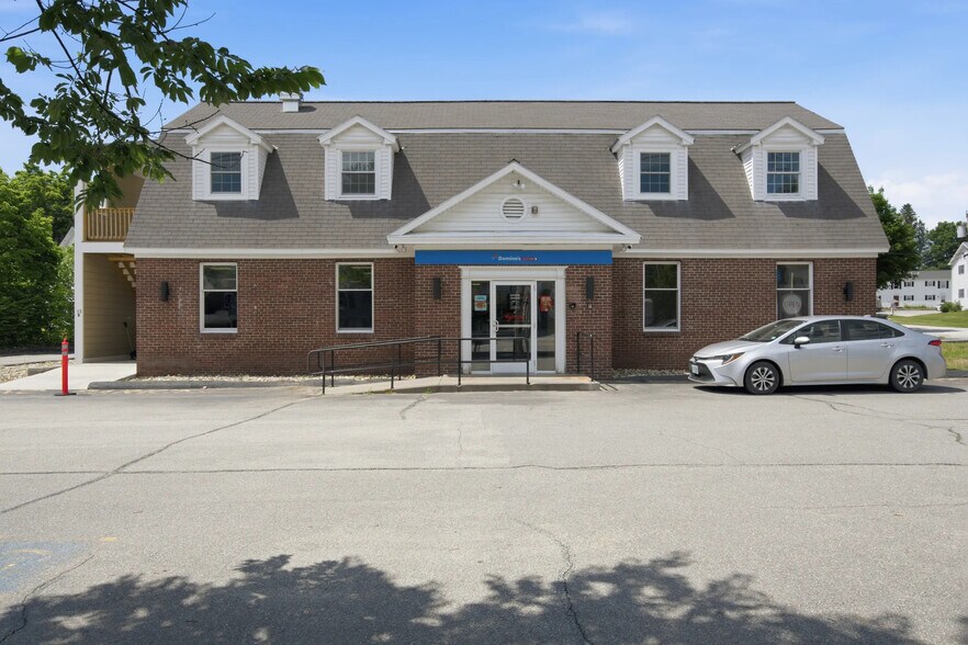 53 W Main St, Hillsborough, NH à vendre - Photo du bâtiment - Image 2 de 6