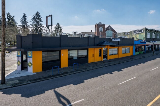 More details for 5824-5846 NE Sandy Blvd, Portland, OR - Retail for Sale