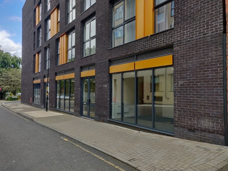 63 Edward St, Birmingham à louer - Photo du bâtiment - Image 3 de 8