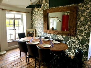 The Promenade, Kingsbridge for lease Interior Photo- Image 1 of 5