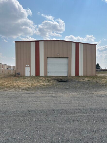 11319 W Jake Ln, Airway Heights, WA à louer - Photo du bâtiment - Image 1 de 11