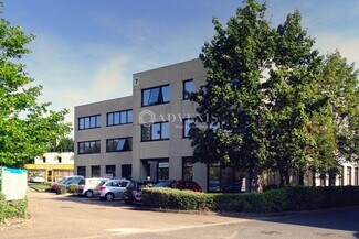 More details for 9 Chaussée Jules César, Osny - Office for Lease