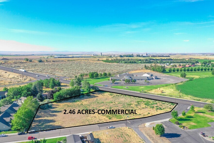 810 Evelyn Avenue, Hermiston, OR à vendre - Photo du bâtiment - Image 3 de 5