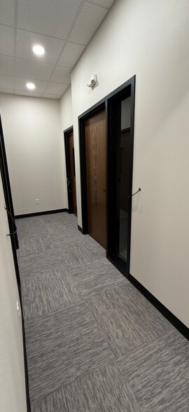 203 N Main St, Weatherford, TX à louer - Photo du bâtiment - Image 3 de 10