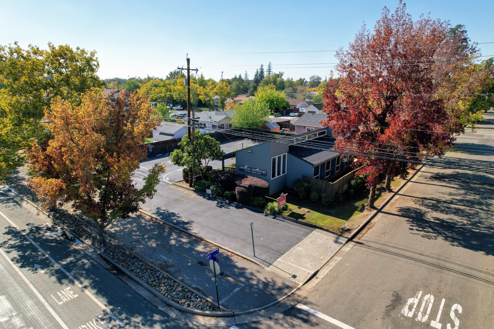 496 East Ave, Lincoln, CA à vendre Photo principale- Image 1 de 23