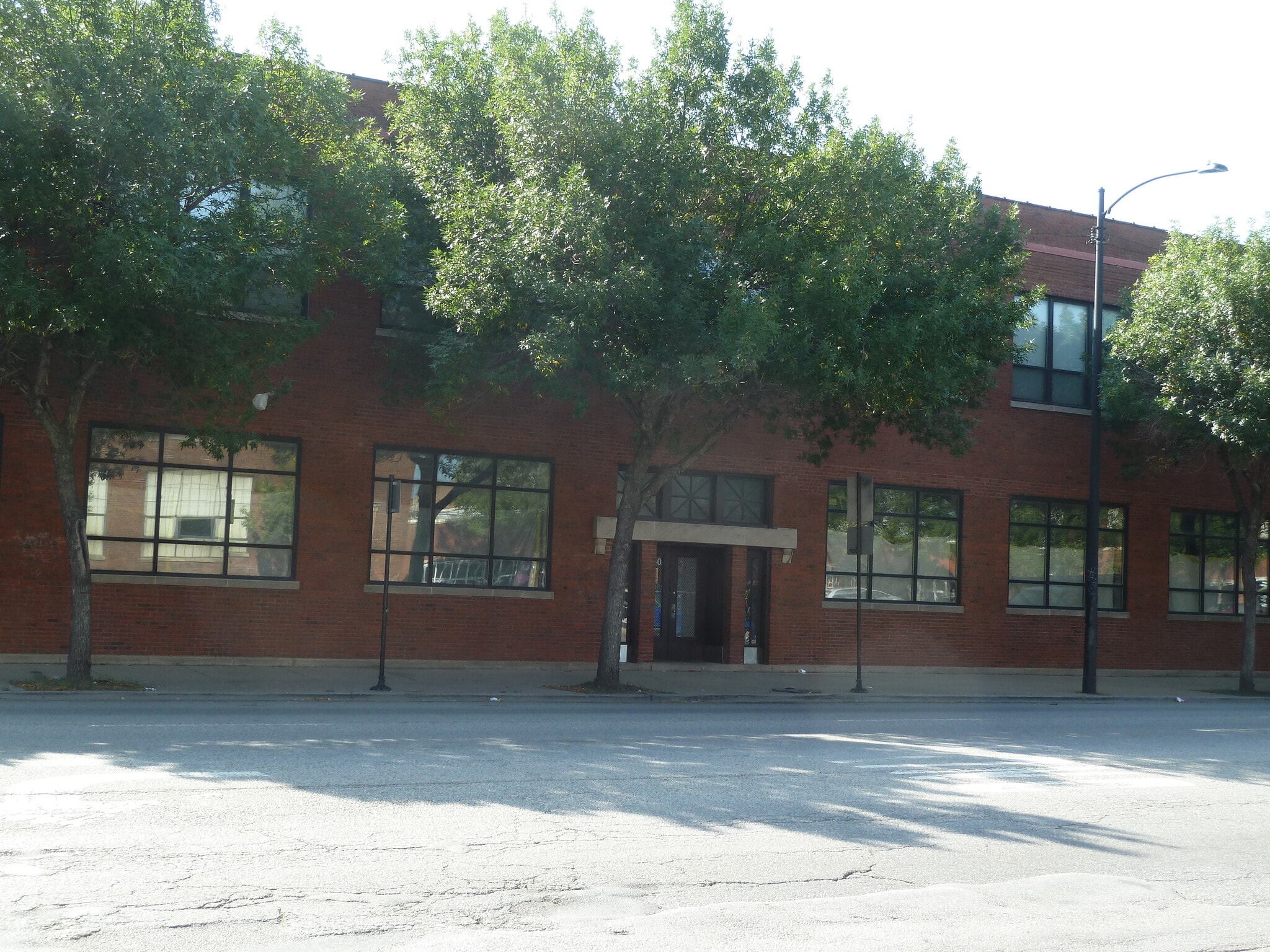 1900 S Western Ave, Chicago, IL for lease Building Photo- Image 1 of 6