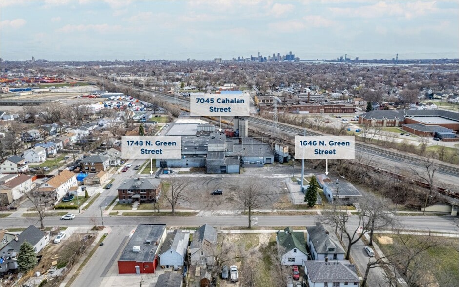 Cahalan/Green Street, Detroit portfolio of 3 properties for sale on LoopNet.ca - Building Photo - Image 1 of 6