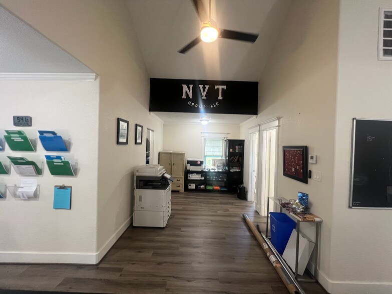 1518 Skinner Rd, Houston, TX for lease - Building Photo - Image 3 of 9