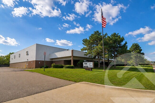 More details for 2890 Technology Dr, Rochester Hills, MI - Industrial for Lease