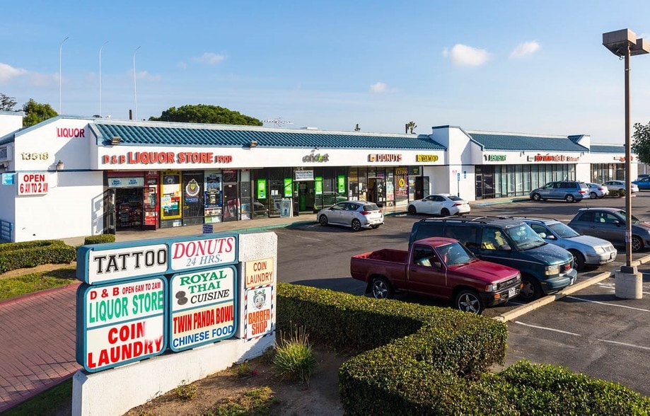 13518 Harbor Blvd, Garden Grove, CA for lease - Building Photo - Image 3 of 9