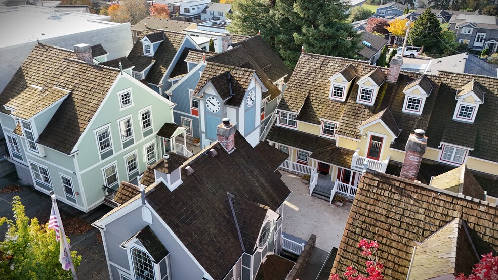 135-141 7th Ave W, Kirkland, WA à louer - Photo du bâtiment - Image 1 de 2