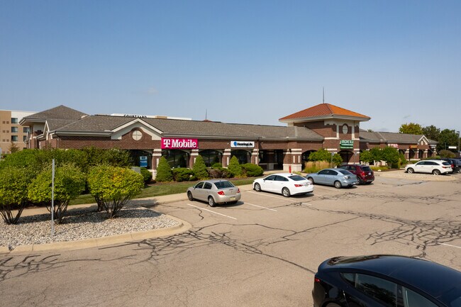 Plus de détails pour 3552 Meridian Crossings Dr, Okemos, MI - Commerce de détail à louer