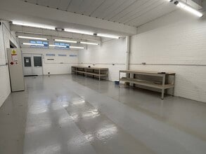 27A-30 Great Hollands Sq, Bracknell à louer Photo intérieure- Image 1 de 11