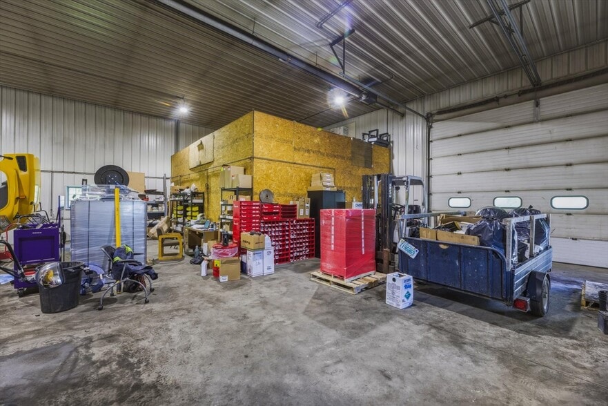 1071 NH-12, Westmoreland, NH à vendre - Photo du bâtiment - Image 2 de 34