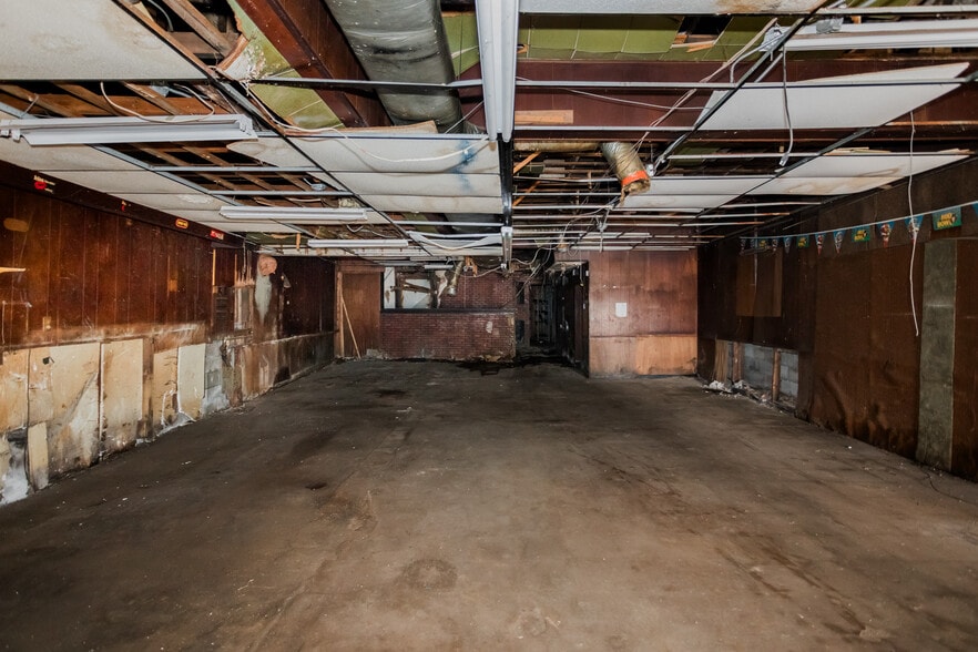 2334 Michigan Ave, Detroit, MI for sale - Building Photo - Image 3 of 5