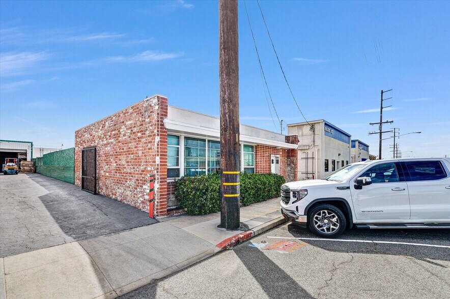 624 Palm Ave, Alhambra, CA à vendre - Photo du bâtiment - Image 2 de 12