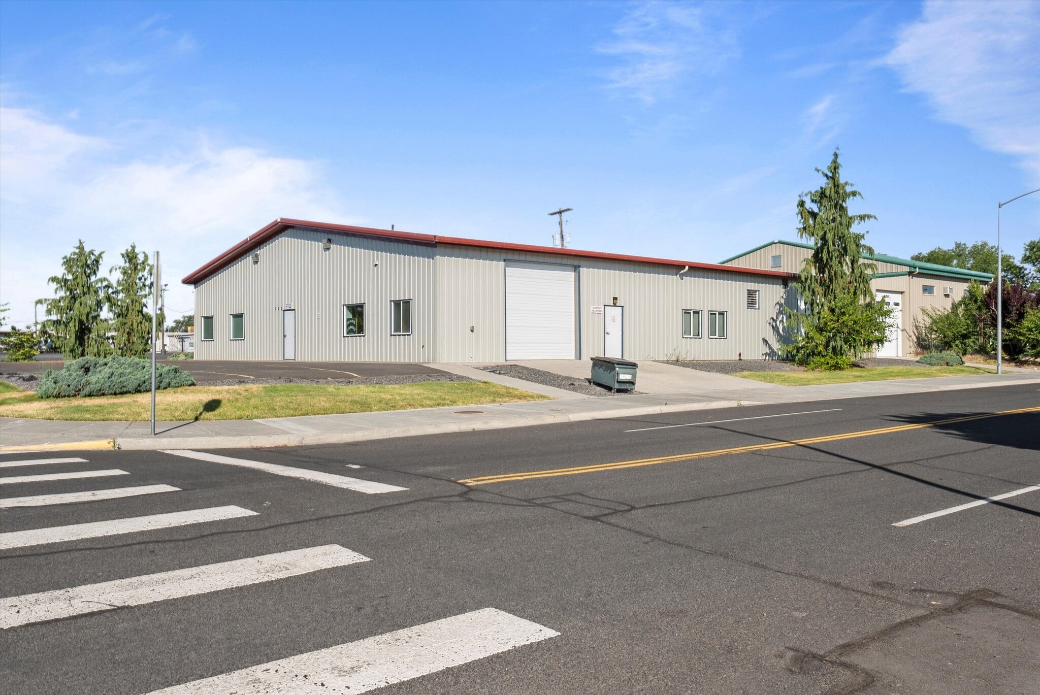 720 E 3rd Ave, Moses Lake, WA for sale Primary Photo- Image 1 of 41
