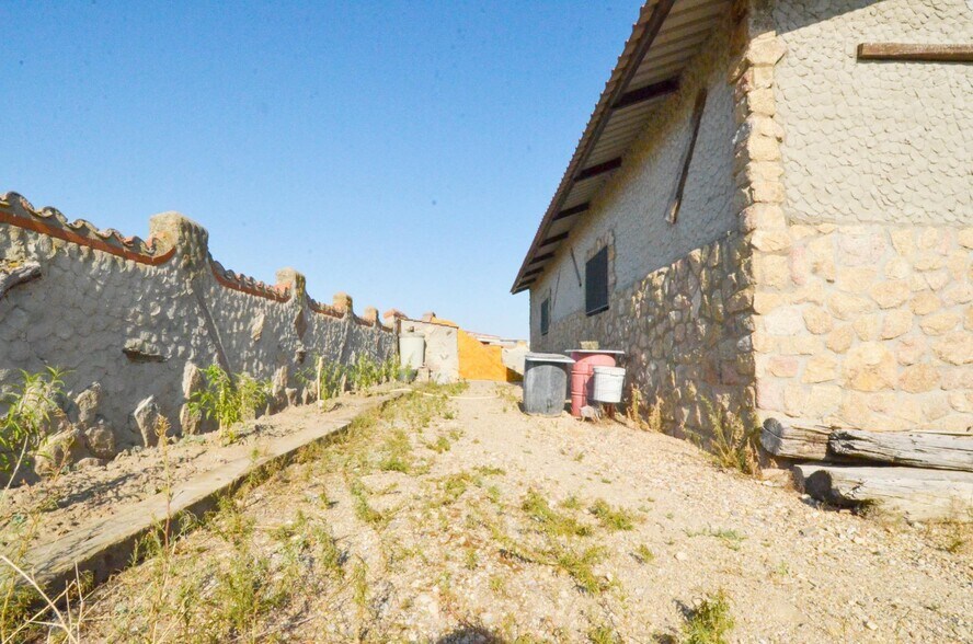 Industrial in Calvarrasa de Arriba, Salamanca for sale - Building Photo - Image 2 of 49