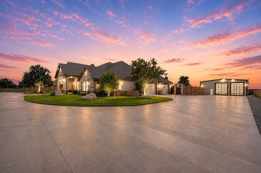 4012 E County Road 63, Midland, TX à vendre - Photo du bâtiment - Image 2 de 51