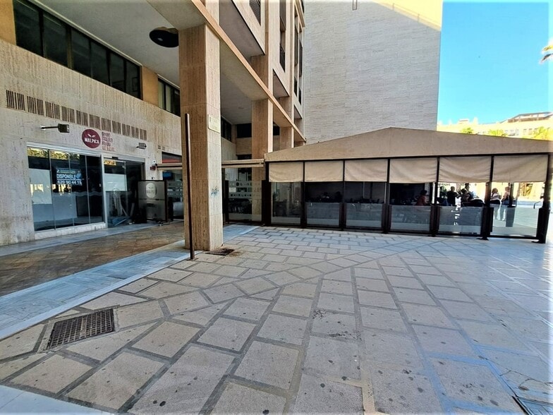 Retail in El Ejido, Almería for sale - Building Photo - Image 2 of 9