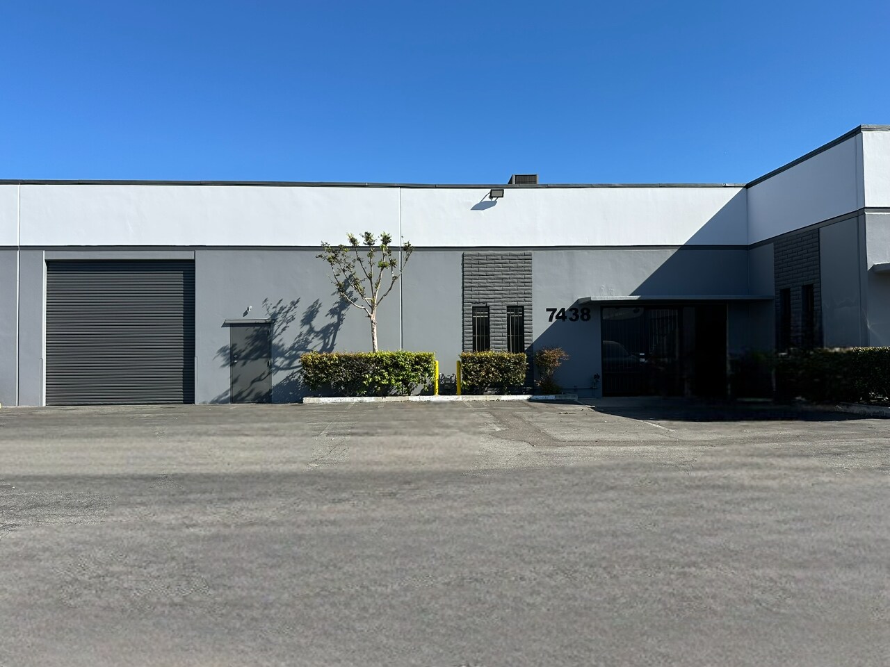 7520-7522 Scout Ave, Bell Gardens, CA à louer Photo du bâtiment- Image 1 de 6